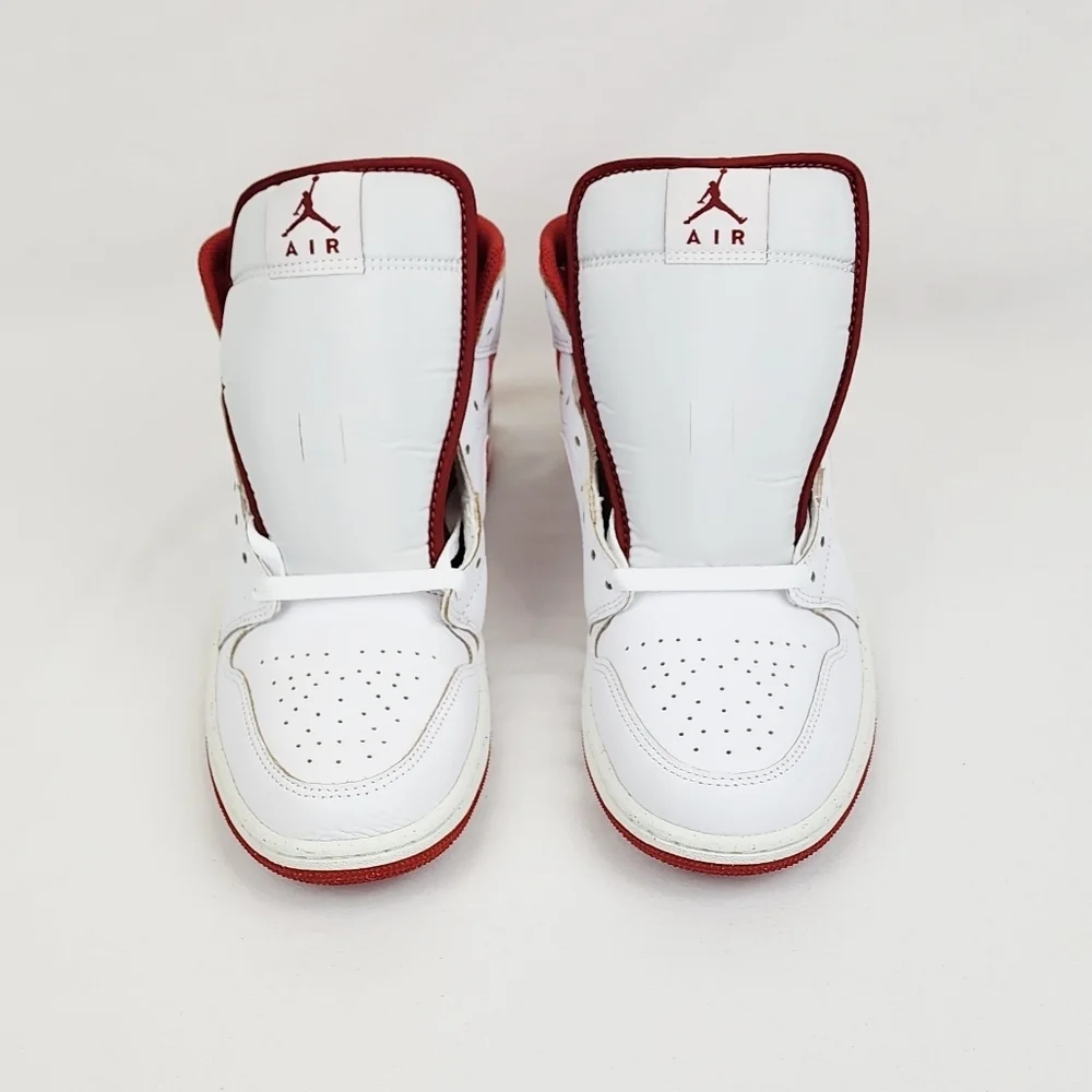 Air Jordan 1 Mid SE Sneakers White/Dune Red/Sail/Lobster